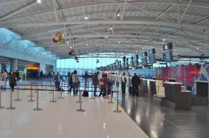 Аеропорт Ларнака LCA